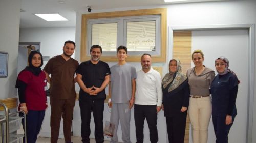 Genç futbolcuya hayat kurtaran müdahale