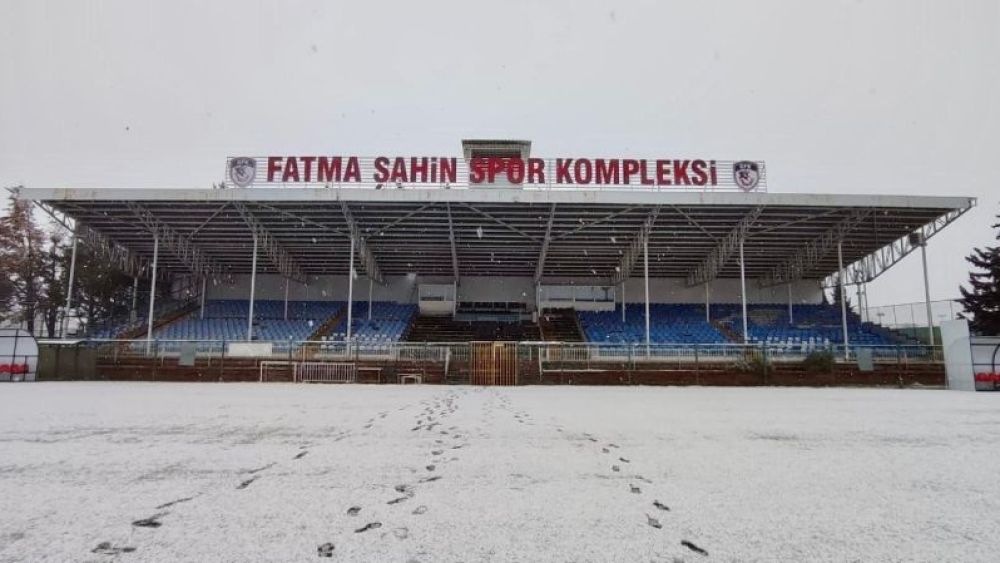 Gaziantep FK’dan Fatma Şahin’e jest