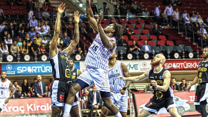 Gaziantep Basket Avrupa'da dolu dizgin