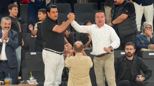 Gaziantep Basketbol şampiyonluk yolunda dolu dizgin