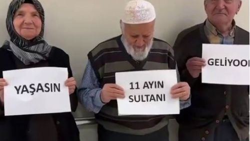 Büyükşehir'in Alzheimer Merkezi'nde gülümseten görüntüler