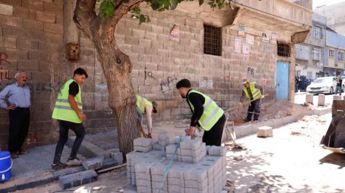 Şehitkamil'de kaldırımlar yenileniyor