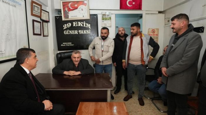 Fadıloğlu, taksi durağı esnafıyla bir araya geldi