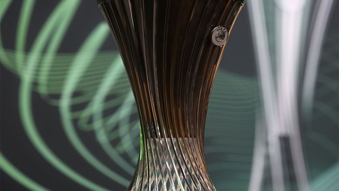 UEFA Avrupa Konferans Ligi'nde kupa sahibini buluyor! Kupa kimin olacak?
