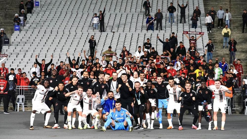 Gaziantep FK'dan Karagümrük hatırası