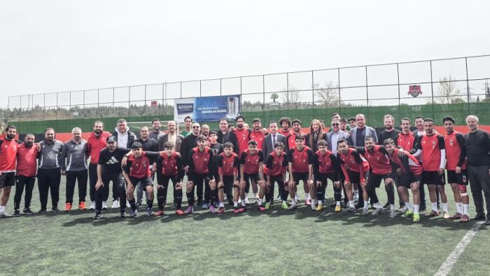 Şehitkamil Belediyespor U-18’de tarihi yolculuk