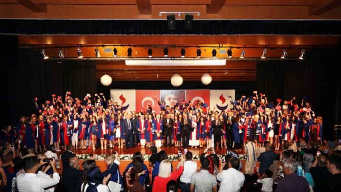 SANKO Üniversitesi'nde mezuniyet coşkusu