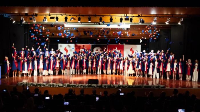 SANKO Üniversitesi Tıp Fakültesinde mezuniyet coşkusu