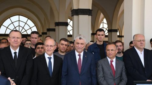 Sanayici Mehmet Ali Topçuoğlu, dualarla son yolculuğuna uğurlandı