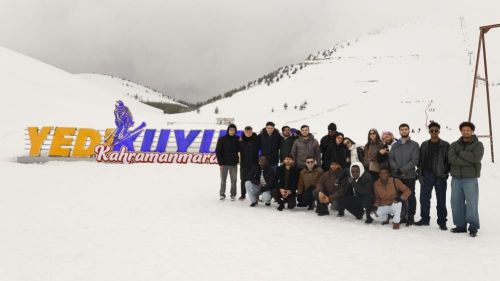 GİBTÜ Uluslararası Öğrencileri Yedikuyular 'da karın keyfini çıkardı