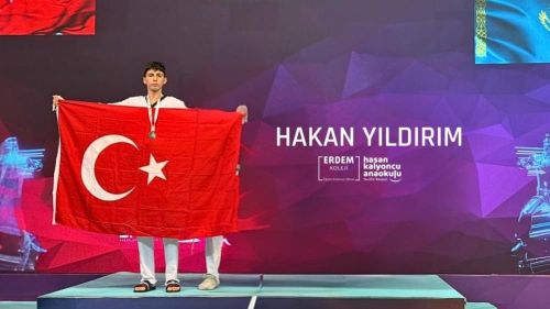 Özel Erdem Anadolu Lisesi öğrencisi Hakan Yıldırım Türkiye 2.’si